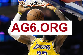 世体：巴萨球迷高唱不跳就是马德里人，拉波尔塔再次做出争议手势